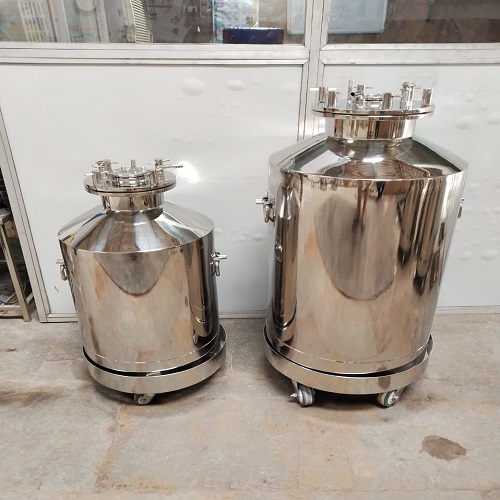 Filtotech Clean Room Furniture image1